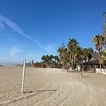Apartamento Apto. En Primera Línea De Playa *